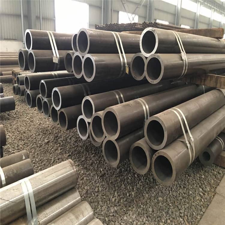 无缝钢管具有中空截面，大量用作输送流体的管道